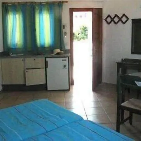 Romantica Apartahotel