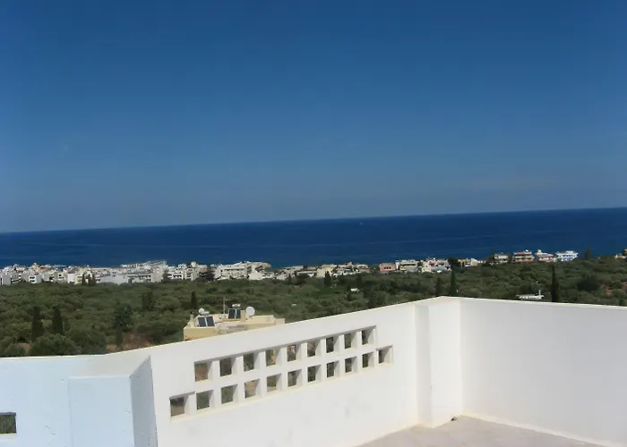 Romantica Aparthotel 2*