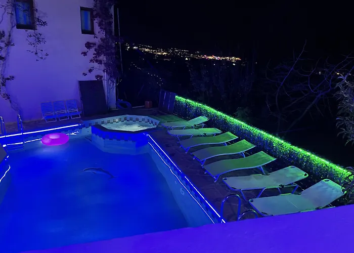 Romantica 2* Χερσόνησος